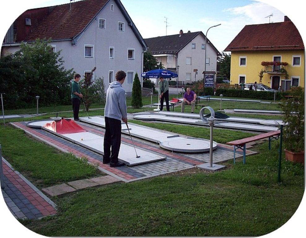 Gasthof Pflamminger เวิร์ท อัน แดร์โดเนา ภายนอก รูปภาพ